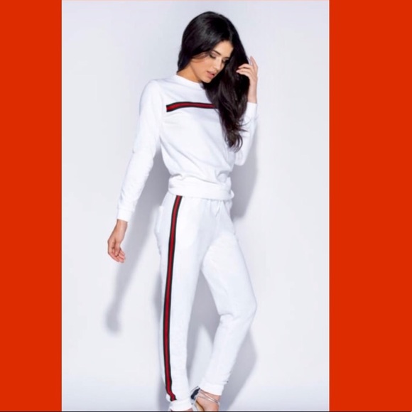 💥LAST ONE!! 💥 Lounge Set with Detail Side Stripe - Picture 3 of 7